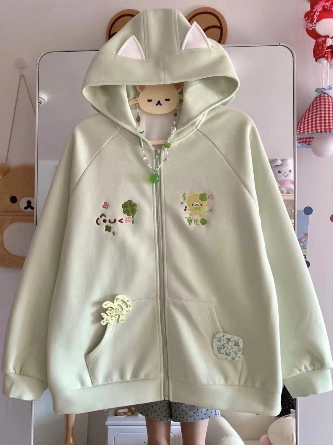 Felpa con cappuccio in pile autunno e inverno verde chiaro con ricamo gattino a quadrifoglio per donna Felpa con cappuccio dolce e ampia con cerniera