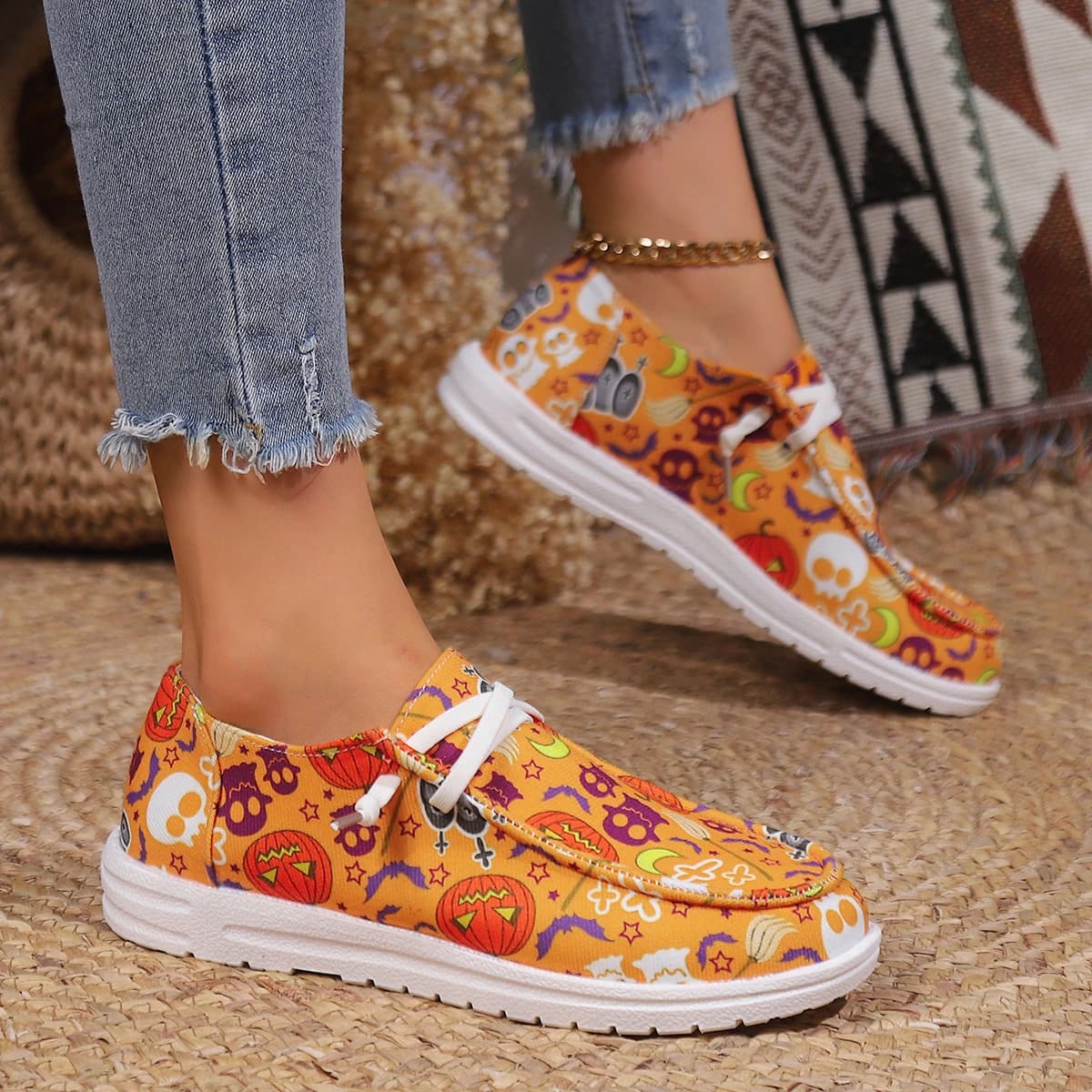 Scarpe da ginnastica con fondo da donna 2025 Nuove scarpe casual stringate a testa tonda popolari Scarpe sportive da donna basse con motivo piatto e confortevole