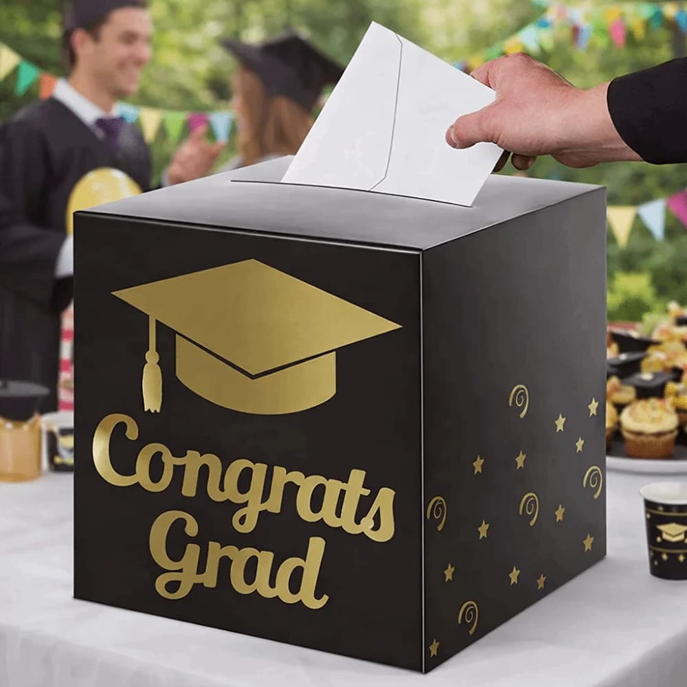 Scatola Regalo Creativa Nera e Dorata per Laurea e Giochi ‎ Scatola Pieghevole per Biglietti di Congratulazioni per Laureati, Contenitore Leggero Fai-da-Te per Soldi, Classe del 2026