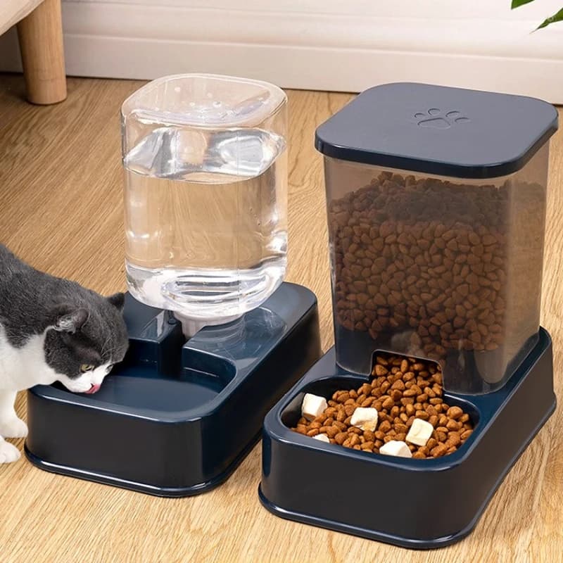 Distributore Automatico di Cibo e Acqua per Cani e Gatti - Set Ciotola e Abbeveratoio, Controllo Intelligente delle Porzioni, Senza Batteria