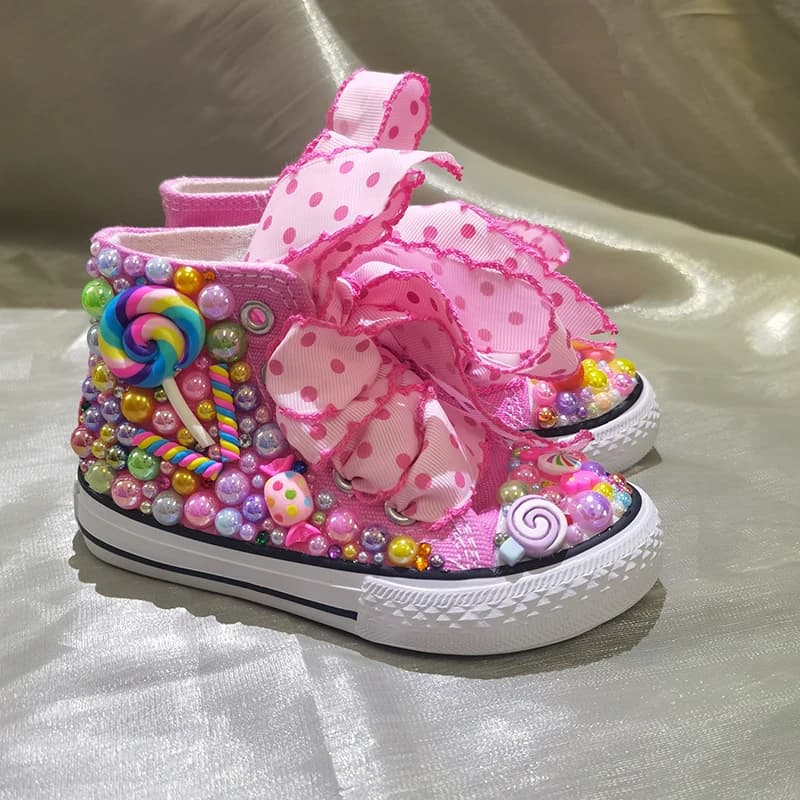 Lecca-lecca casuale Arcobaleno Caramelle Tela Simulazione Fai da te Bambini Perle Scarpe da ginnastica per ragazza Festa di compleanno Dollbling Scarpe bling fatte a mano