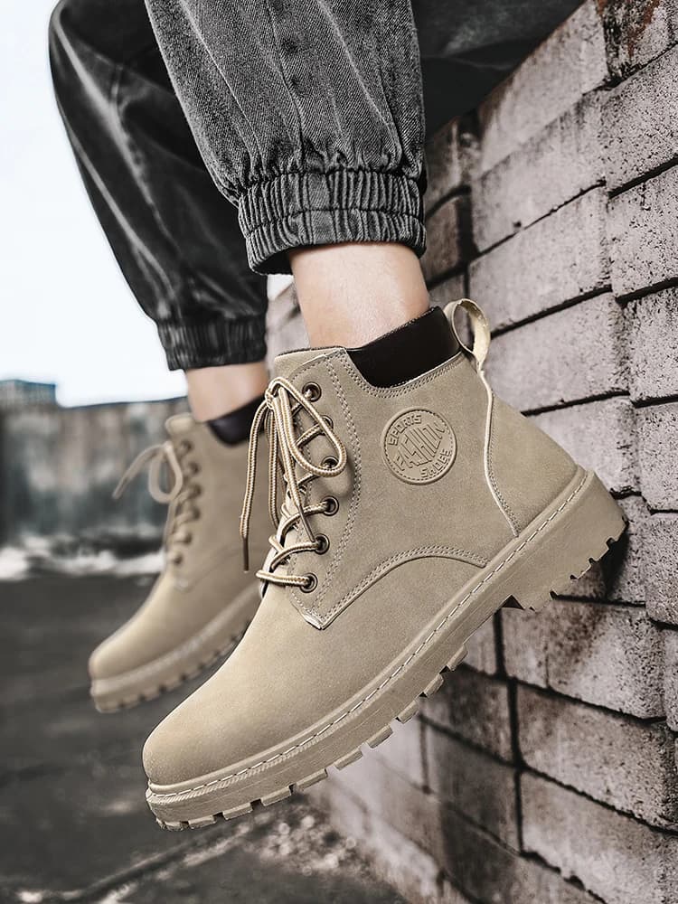 Stivali Joker coreani da uomo primaverili e autunnali, scarpe da lavoro per studenti maschi, scarpe con plateau di tendenza.