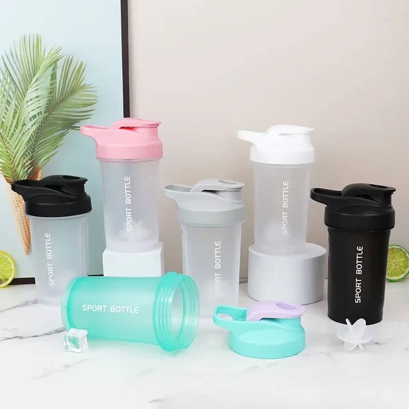 300 ml protein shaker portable bottle Loss-proof water bottle for gym Gym Fitness training outdoor sports mixing cup with scale