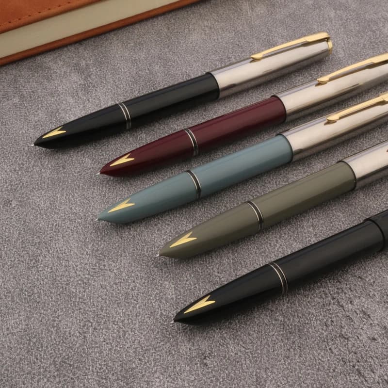1pc Hero Metal 616s Penna stilografica Penna a inchiostro classica Freccia dorata F Pennino Ufficio aziendale Materiale scolastico Penne per scrittura