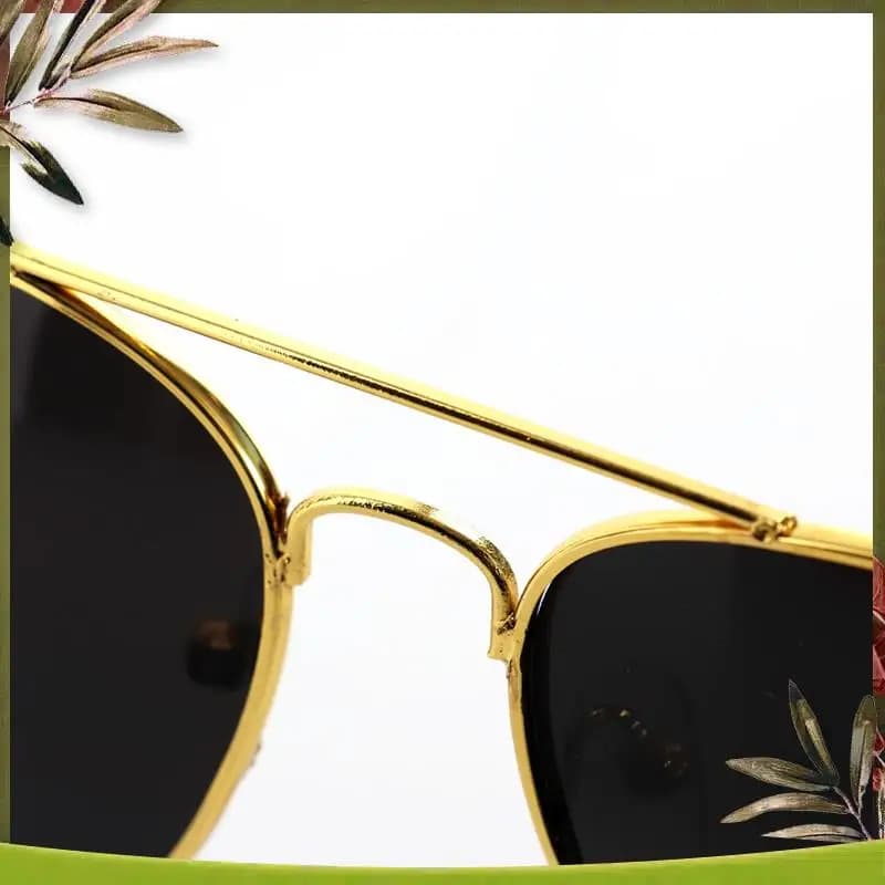 A08P-Set of adult accessories Mr-Bald Caps, sunglasses, Soul patch for party makeup in outdoor pool