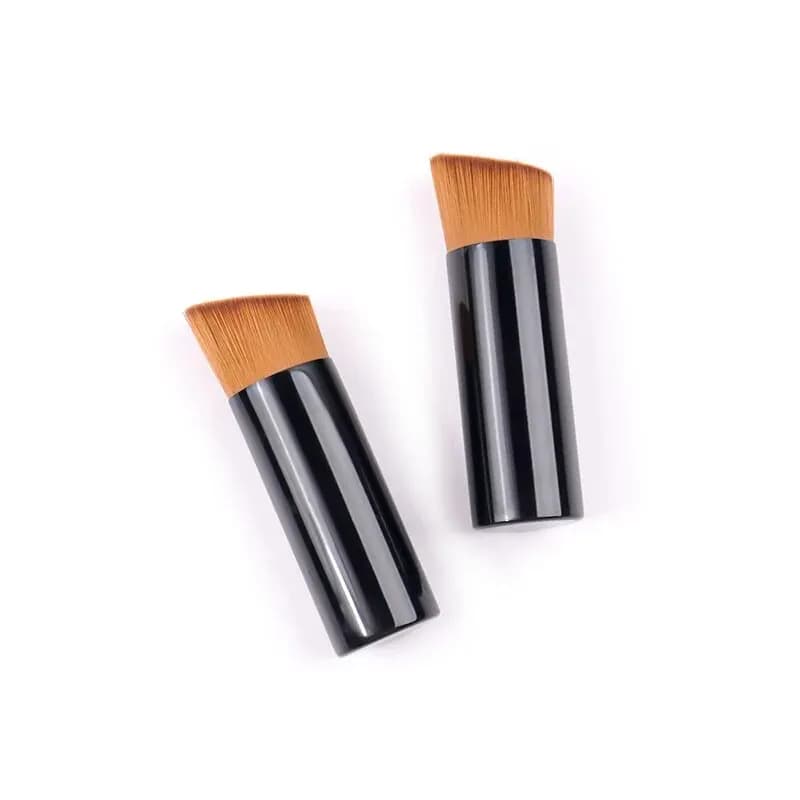Pennelli per trucco femminile correttore professionale in polvere Blush fondotinta liquido cosmetici per il viso capelli morbidi strumenti per il trucco femminile