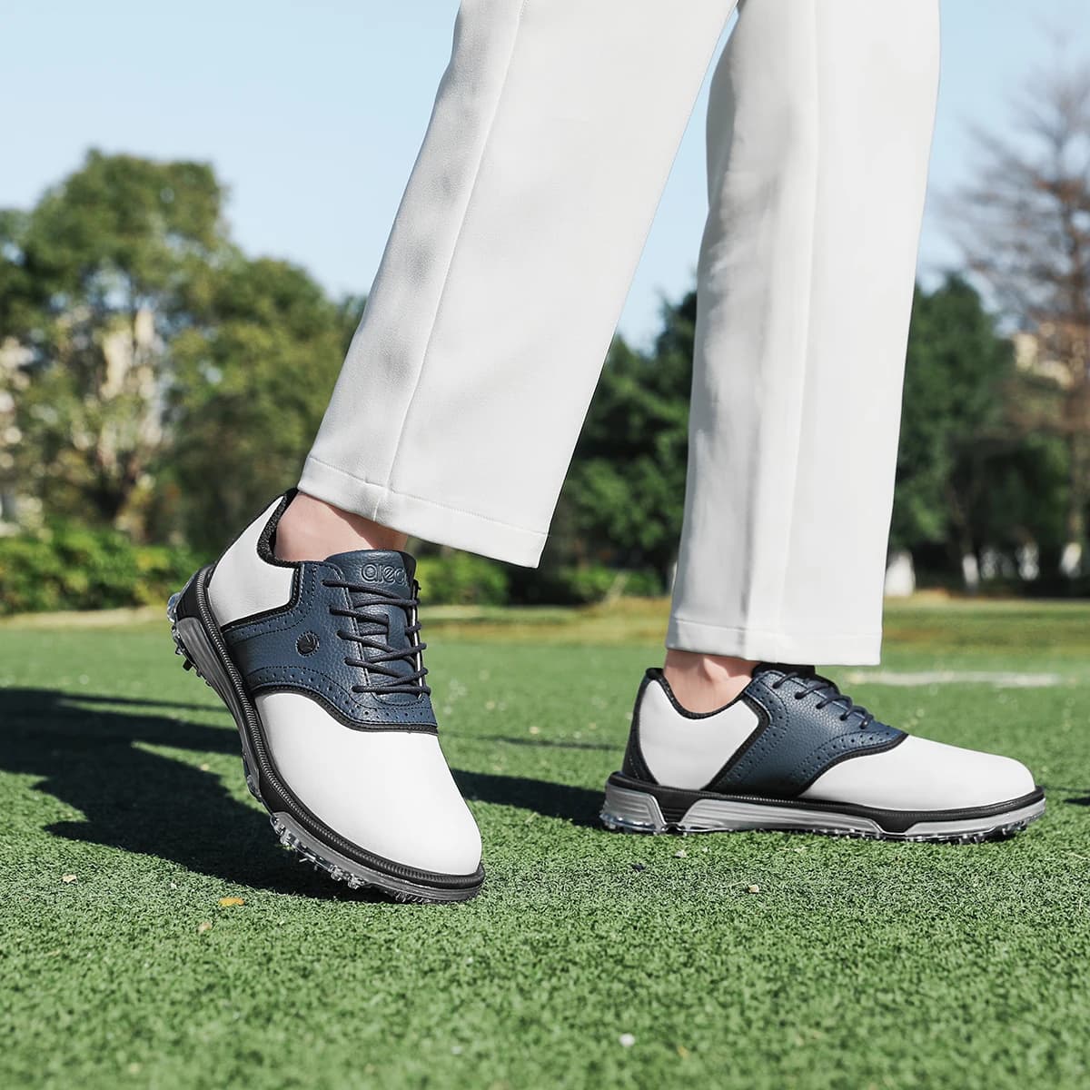 Scarpe da Golf Impermeabili, Sneakers Sportive per Golfisti, Senza Chiodi, per Campi in Erba, Comode Calzature Leggere da Passeggio per Uomo