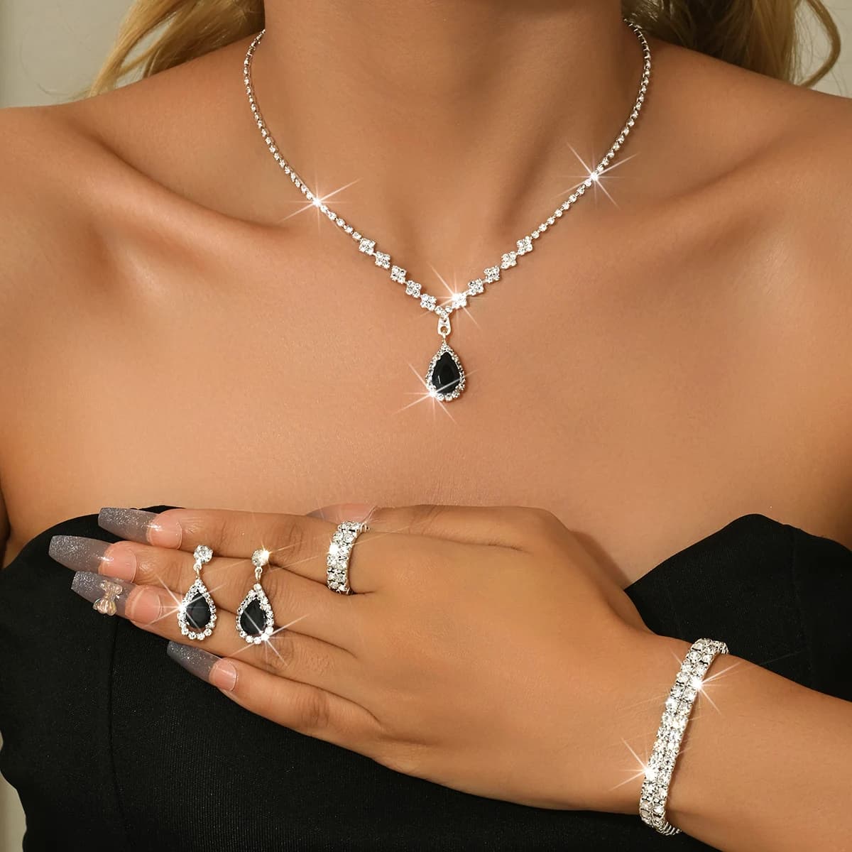 「Glamorous Set di gioielli da sera Nero Waterdrop Zircone Collana Orecchini Anello Bracciale Festa nuziale Accessori lucidi」
