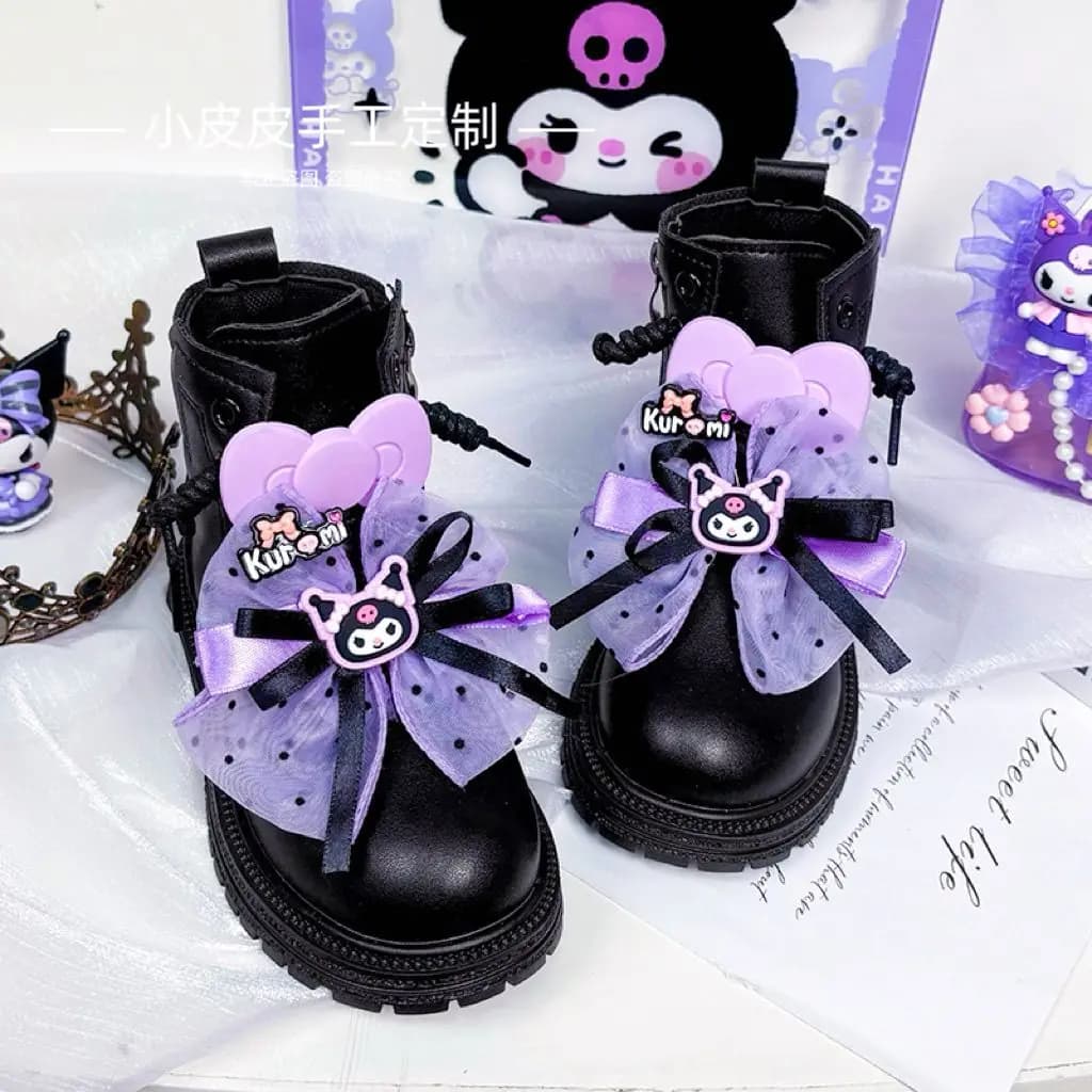 Sanrio Scarpe da principessa per bambini Simpatiche stivali in pelle per ragazze con suola morbida Kuromi Comfort antiscivolo Autunno Inverno Nuovi stivali corti per bambini