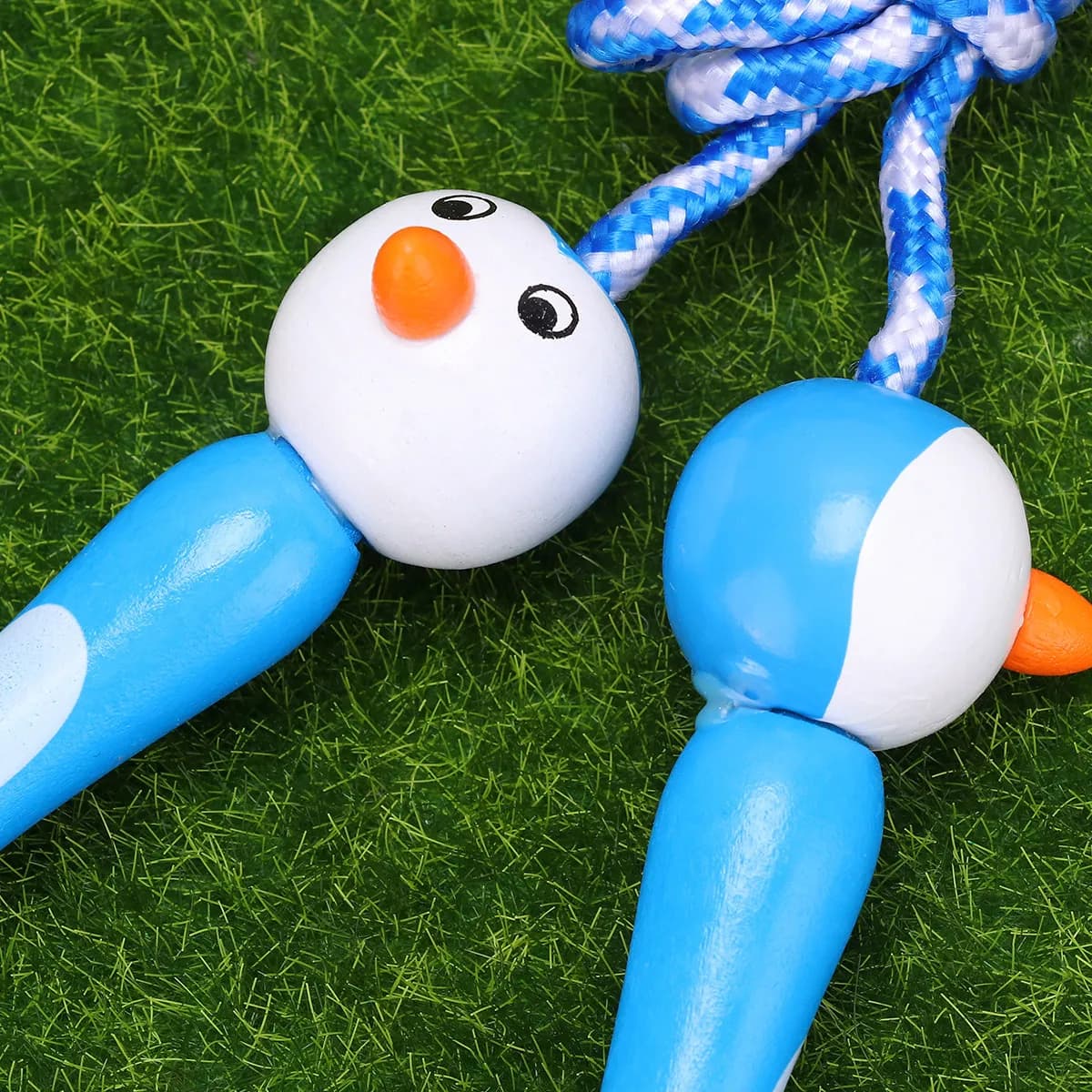 Corda per saltare con manico in legno, 2 pezzi, per bambini, adorabile design a cartoni animati, liscia, portatile, regolabile, per attività sportive e benessere