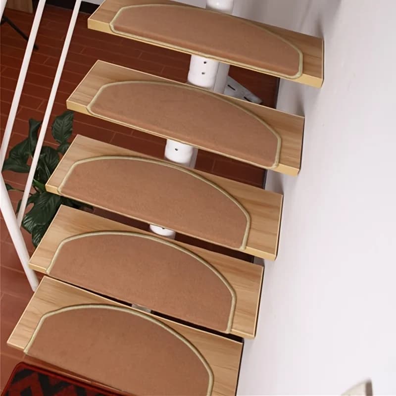 1 Pezzo Tappetino per Scale 65x24cm, Autoadesivo, Antiscivolo, Silenzioso, Tappeto di Sicurezza per Interni, Tappetino Caldo
