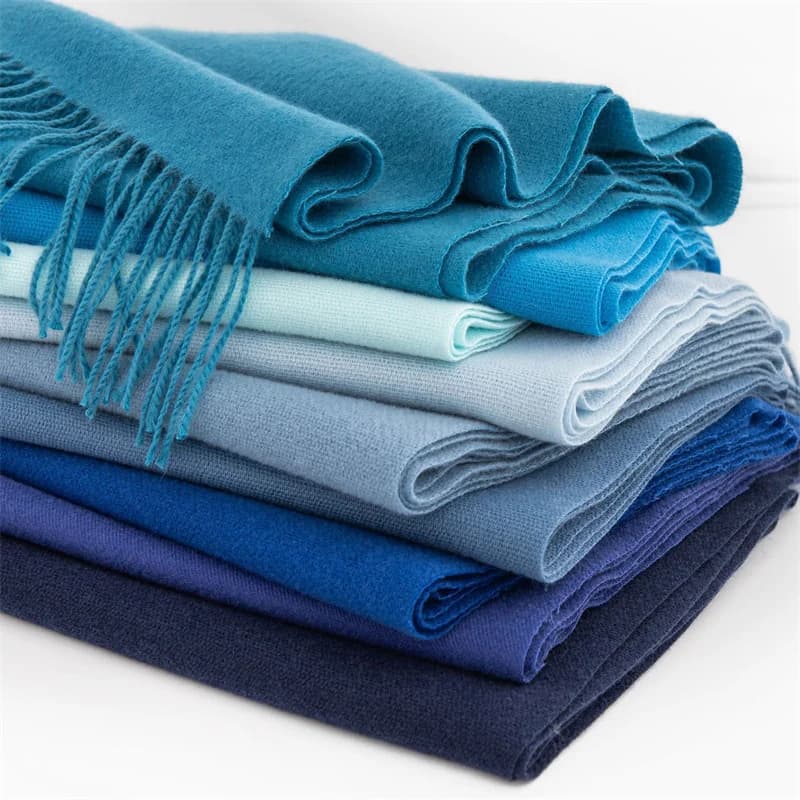 2024 Autunno Sciarpa Per Le Donne Lungo Caldo Sciarpe di Cachemire Inverno Hijab Solido Della Signora Scialle Wrap Femminile Pashmina Bandana Sciarpe Testa