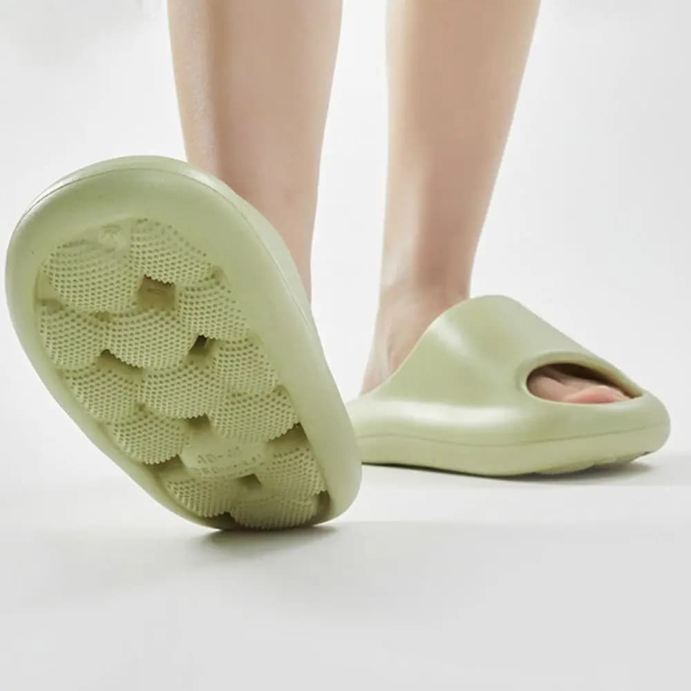 Comfortable Quick-dry Bathroom Slippers Anti-slip Casual Slide Slippers House Flat Shoes Soft Hollow Out Slippers Bedroom