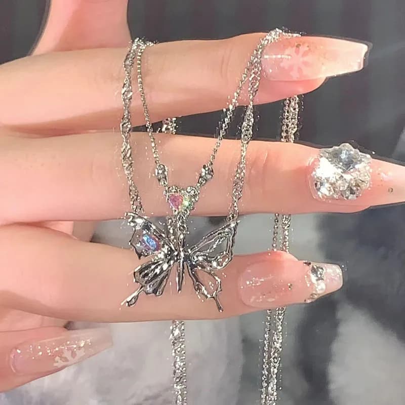 Kpop Y2K Collana con ciondolo a farfalla estetica per donna Hip Hop Vintage Doppia catena Collane a cuore Regali per ragazze Gioielli