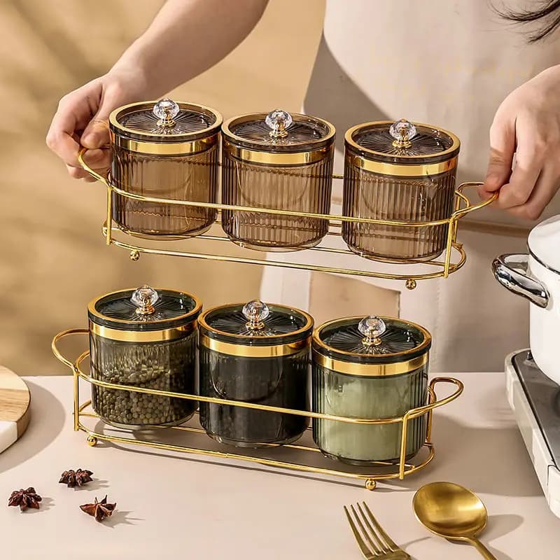 Barattolo di spezie da cucina di lusso Portaoggetti in metallo Barattolo di zucchero sigillato Bottiglia di peperoncino per spezie Contenitore per alimenti per cereali Utensili da cucina