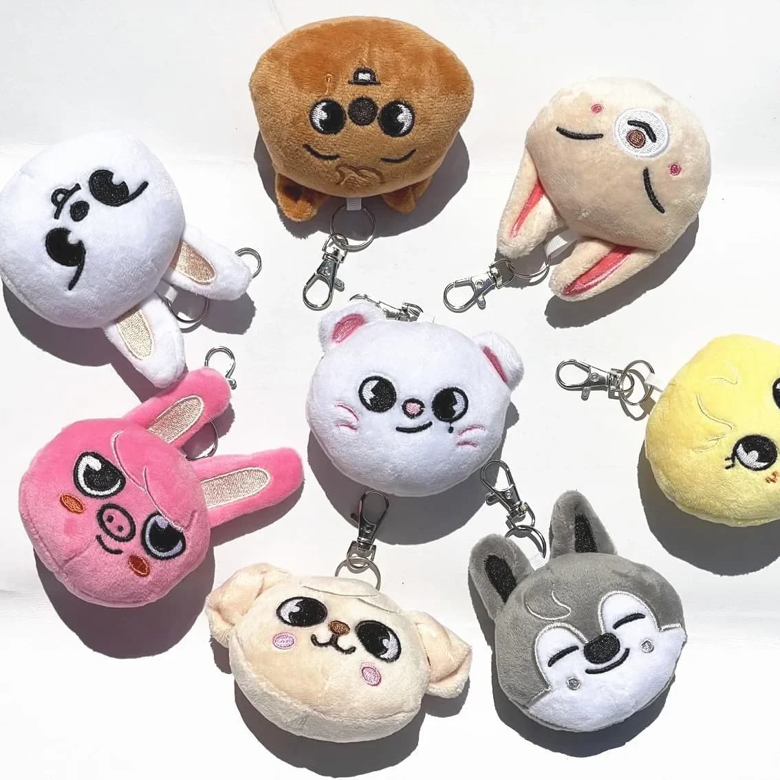 Set di 8 Peluche SKZOO, Portachiavi in Peluche, Ciondolo a Forma di Testa di Animale Cartoonesco, Decorazione per Zaino, Regalo di Compleanno