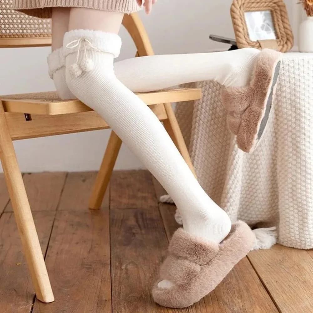 Women's Winter Socks in Wool and Cashmere, Knee Socks Style Lolita Korean, Sweets and Carini with Pompon