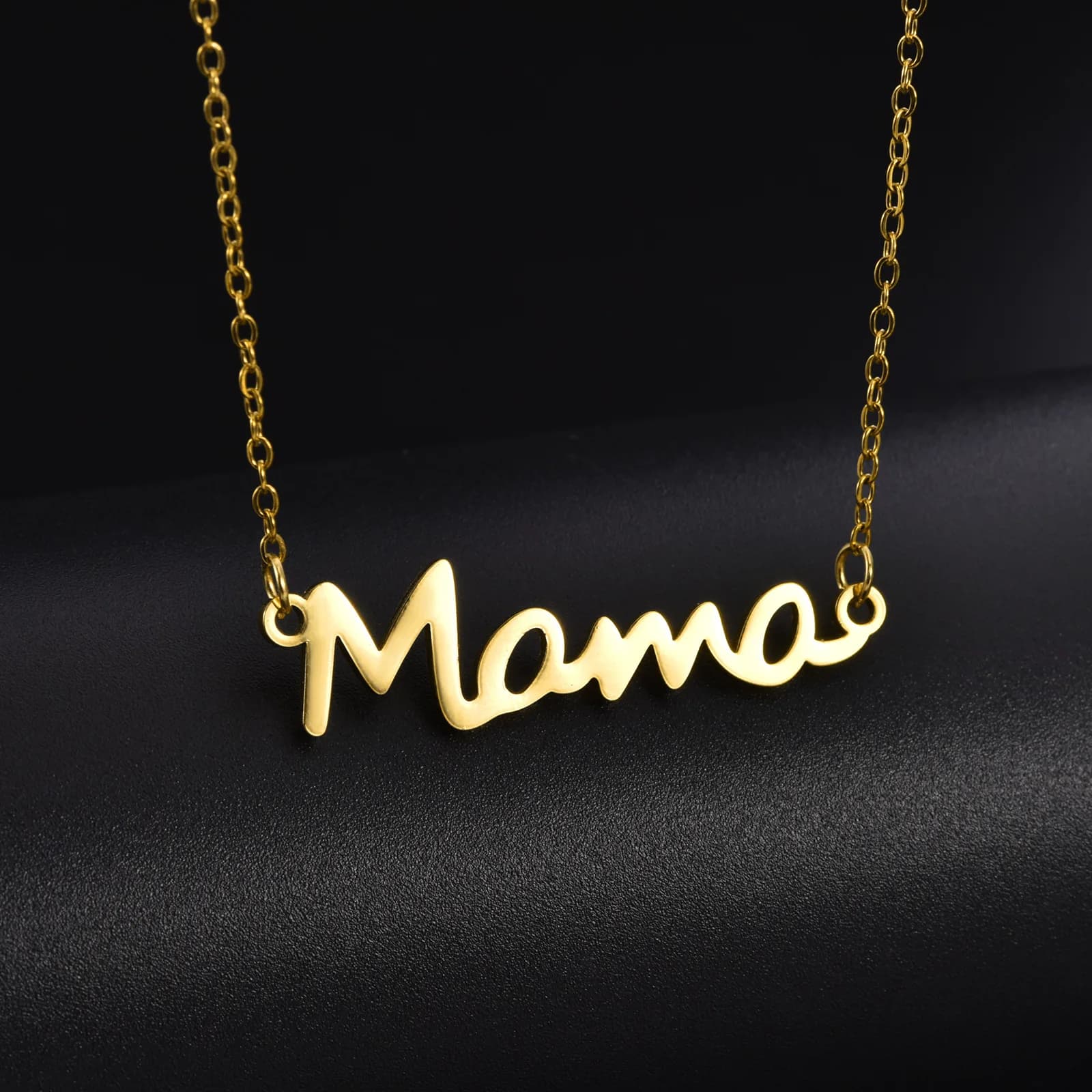Collana minimalista Kinship placcata oro 18 carati Collana con ciondolo MaMa in acciaio inossidabile per donna