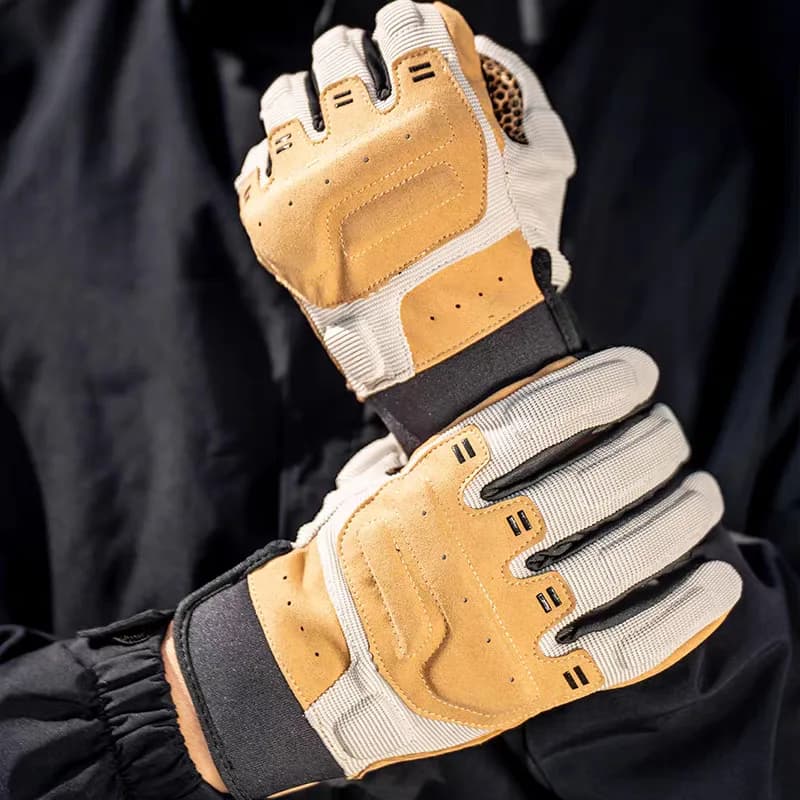 Light gloves for motorcycle riding protect motorcycle racing gloves in spring and autumn