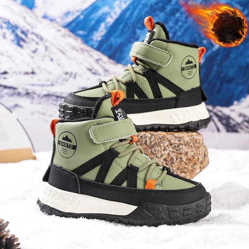 Scarpe da ginnastica per bambini, stivali da neve invernali in cotone caldo per bambini, scarpe sportive da esterno impermeabili e antiscivolo, stivaletti in peluche per ragazzi e ragazze