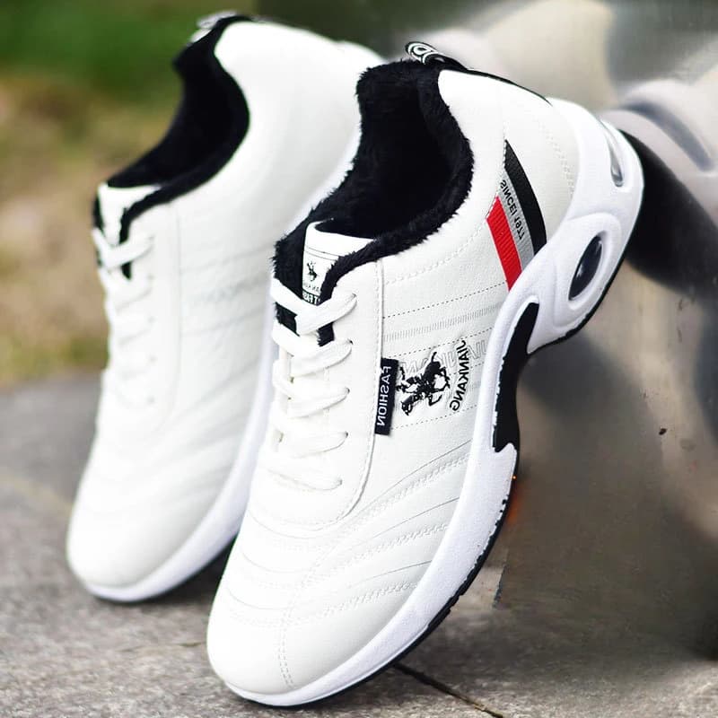 Scarpe da ginnastica in pelle da uomo Scarpe versatili casual Calzature da corsa antiscivolo per esterni Scarpe da tavolo da uomo di moda Zapatos Homme