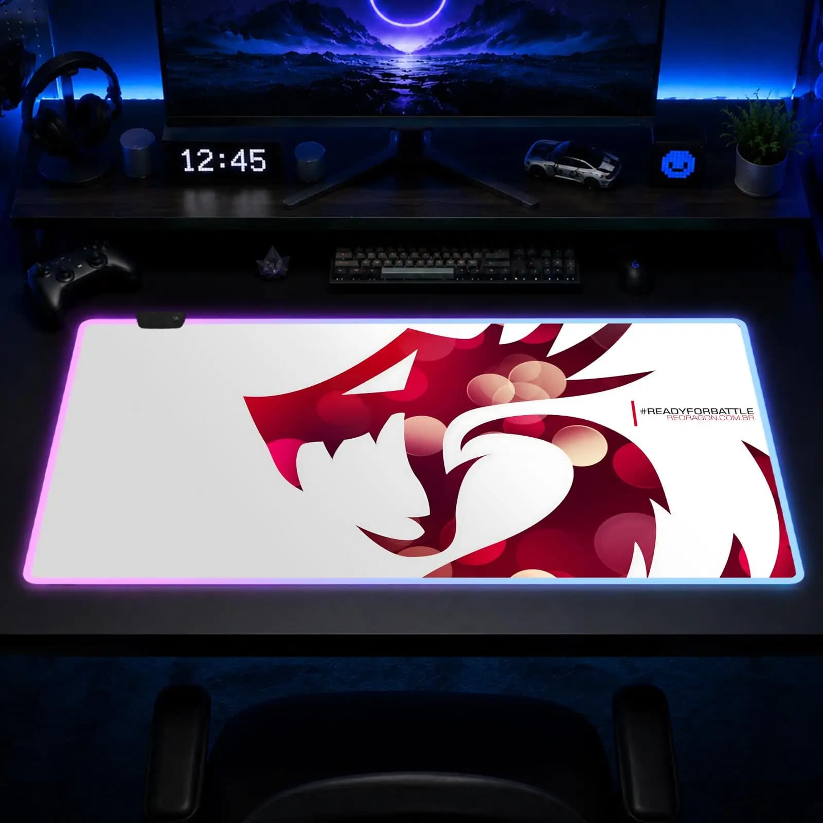 Tappetino per Mouse da Gaming Redragon, Tappetino XXL RGB Anime, Tappetini da Scrivania LED, Tappetini Retroilluminati in Gomma per Desktop