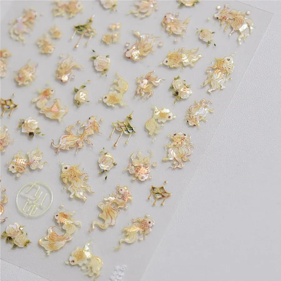 1 pcs 5D Embossed Glitter Fish Nail Art Stickers Kawaii pink yellow red self-adhesive transfer nail decorations Slider decals DIY