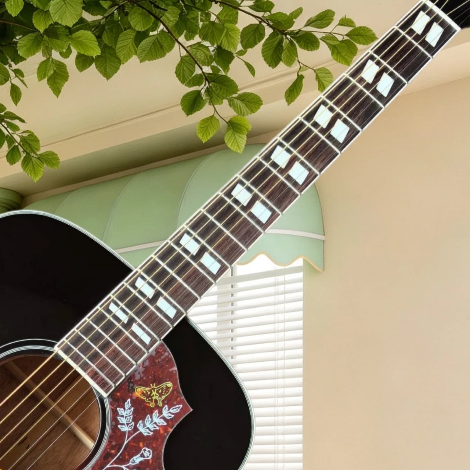 All Solid Acoustic Guitar Solid Spruce Top Rosewood Back Fretboard Block Inlay Bird Floral Pickguard Sunburst Fingerstyle
