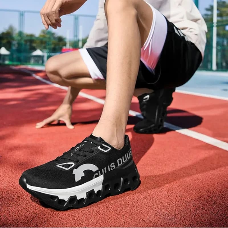 Men's running shoes, spring and summer low cut mesh surface, thick soled running shoes