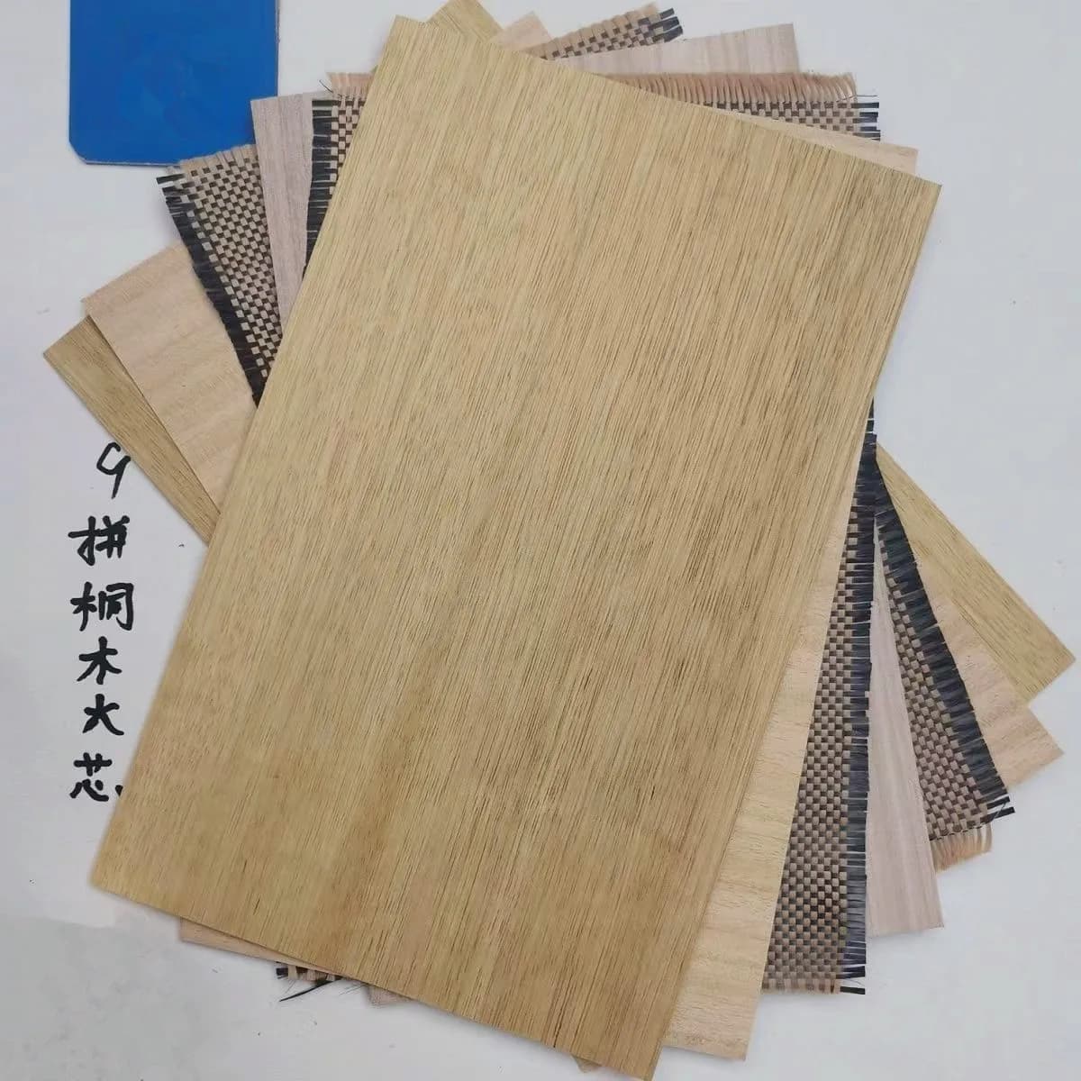 Nuovo materiale combinato per racchetta da ping pong 5 legno + 2 materiale lama in fibra SZLC 1 set