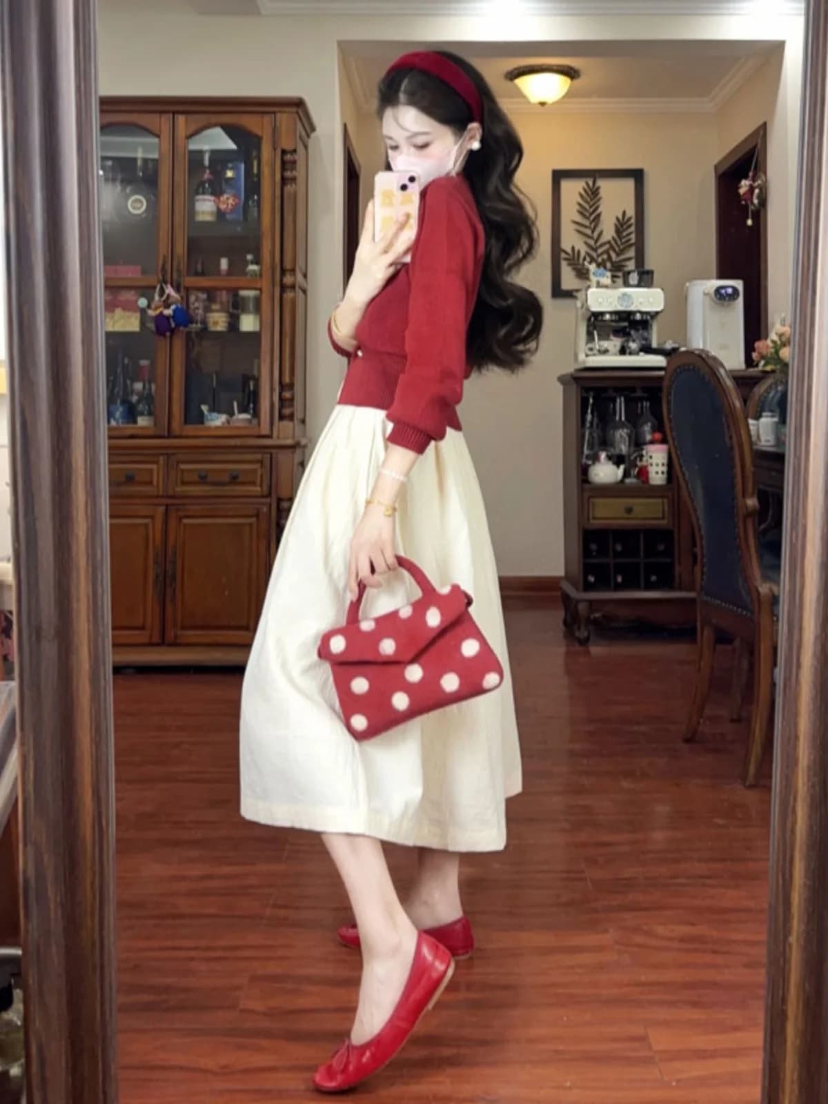 Elegante completo coreano in maglia con maglione e gonna, comodo set in cotone a maniche lunghe con scollo a V, due pezzi, alla moda per l'autunno.