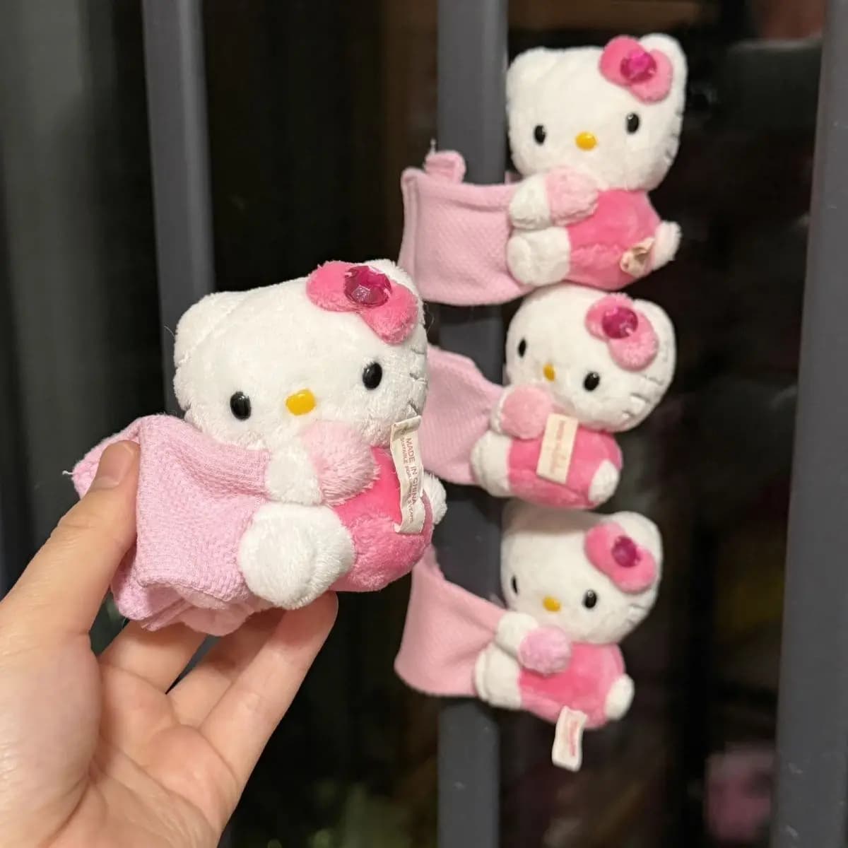 Sanrio Hello Kitty plush Velcro strap Little doll Car handbrake decoration curtain hook Room decoration accessorie bag ornament