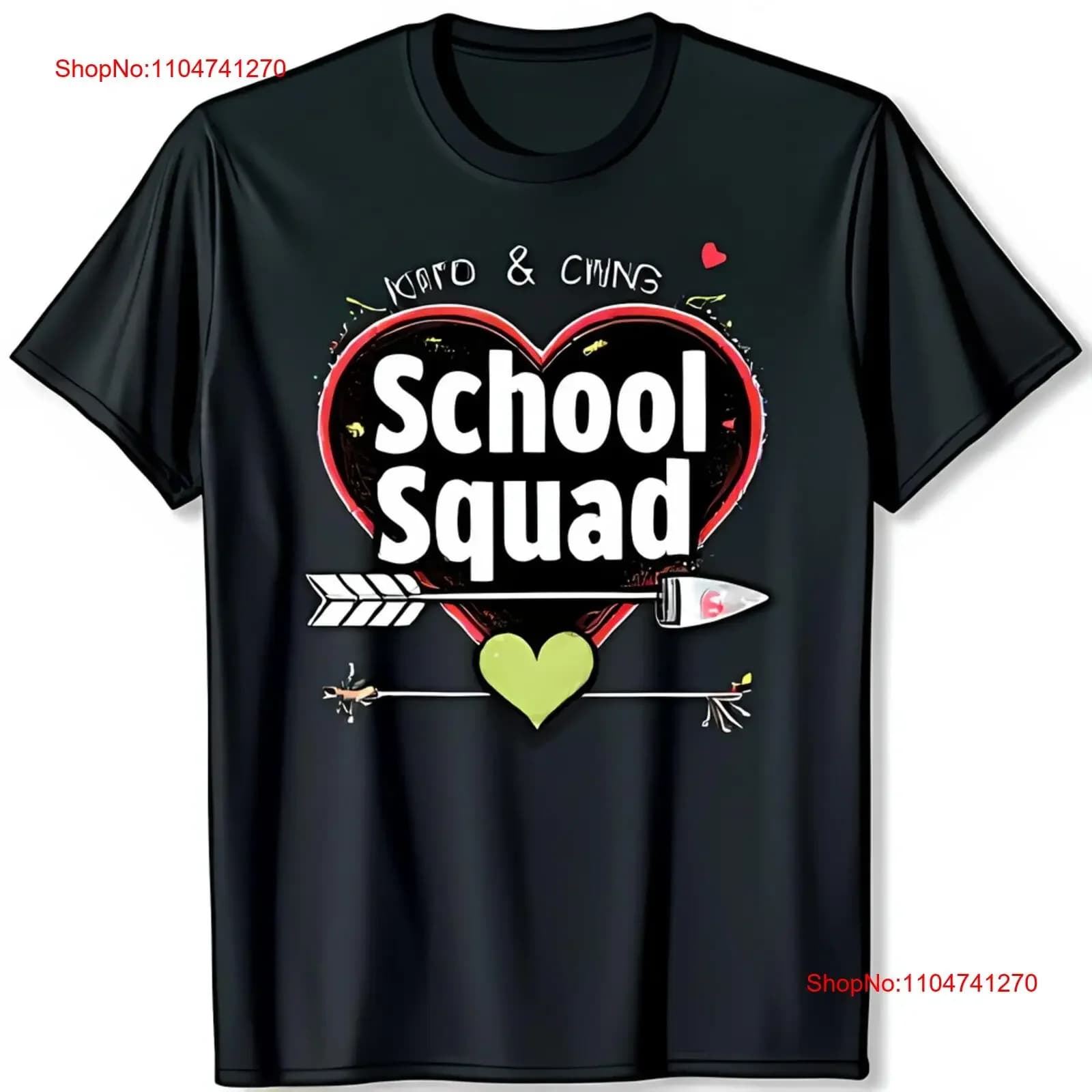 Maglietta nera Kero Ching School Squad con design a cuore e freccia, abiti firmati vintage lavati, streetwear morbido leggermente