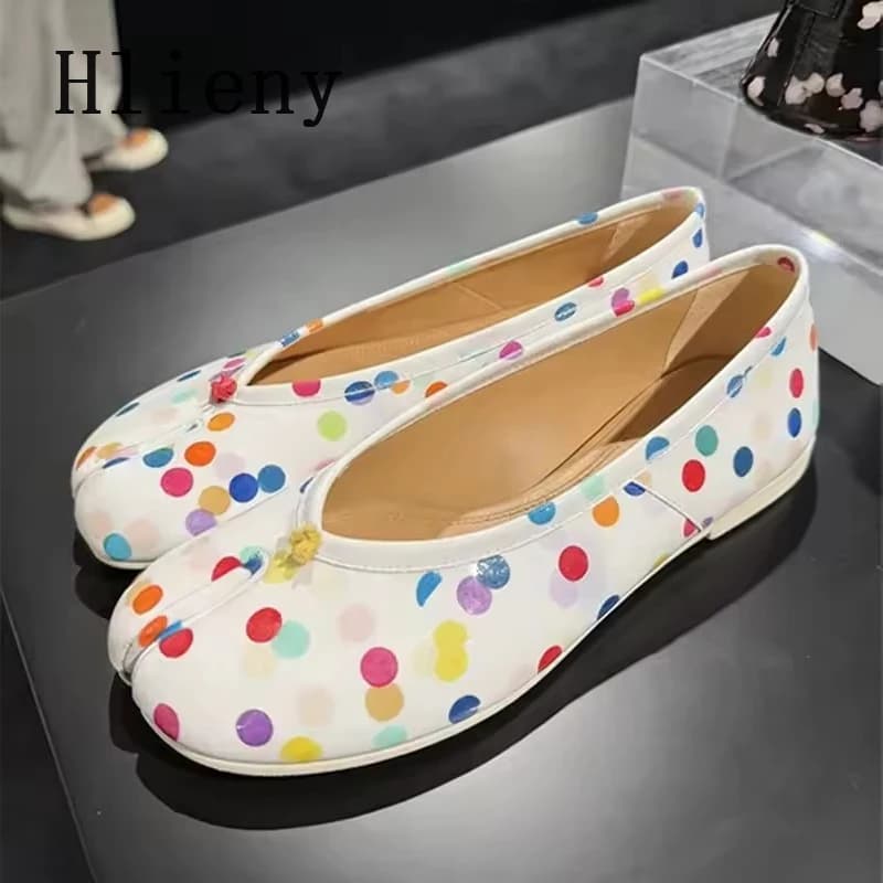 Hlieny Fashion Ballerine da donna Tabi con punta divisa a pois colorati, eleganti per primavera estate, mocassini da passeggio, scarpe casual da ballo e tempo libero