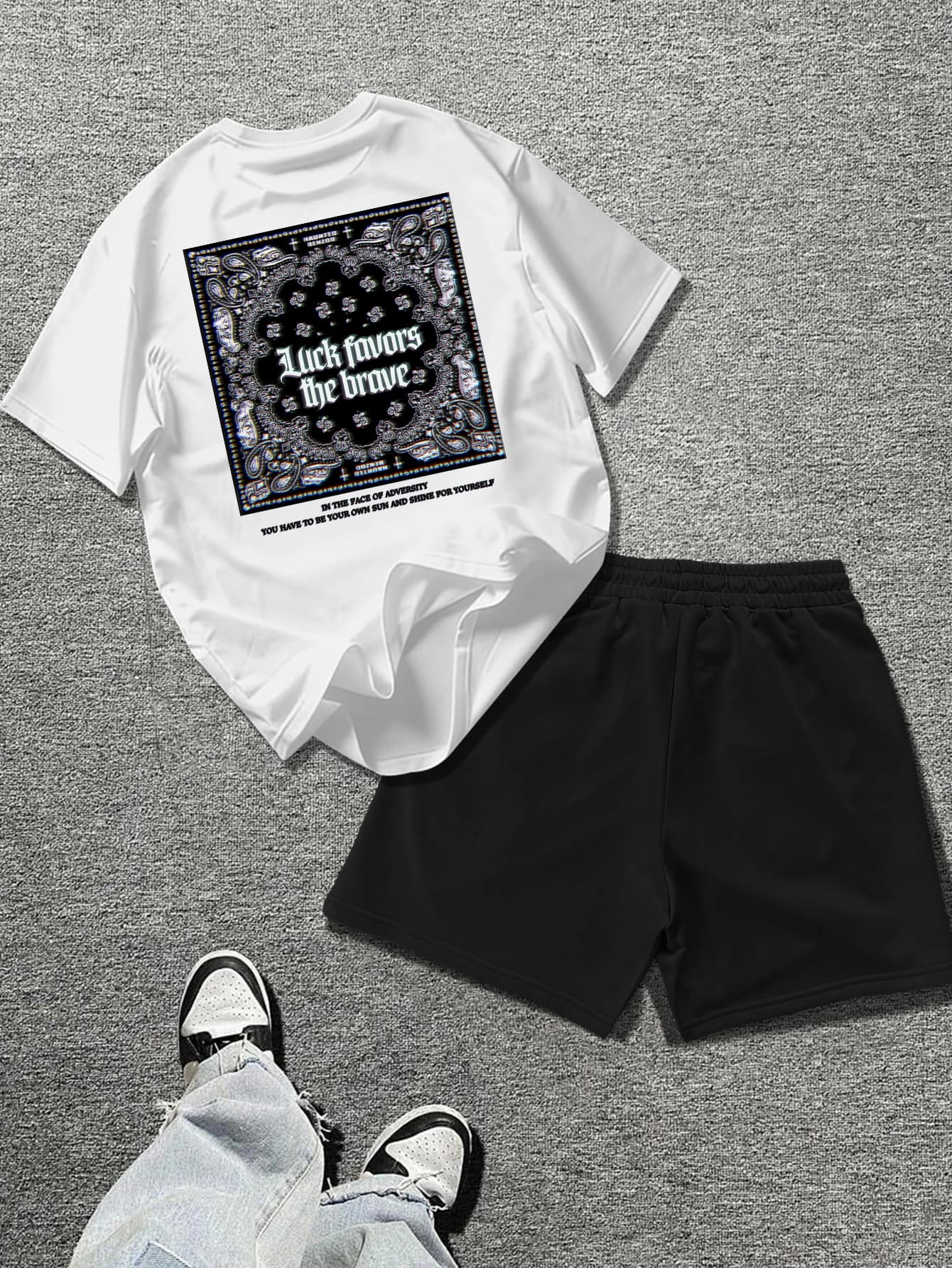 Men 2 Piece Set Paisley Bandana "Luck Favors The Brave" Print Short Sleeve T-Shirt & Casual Shorts Streetwear Tracksuit