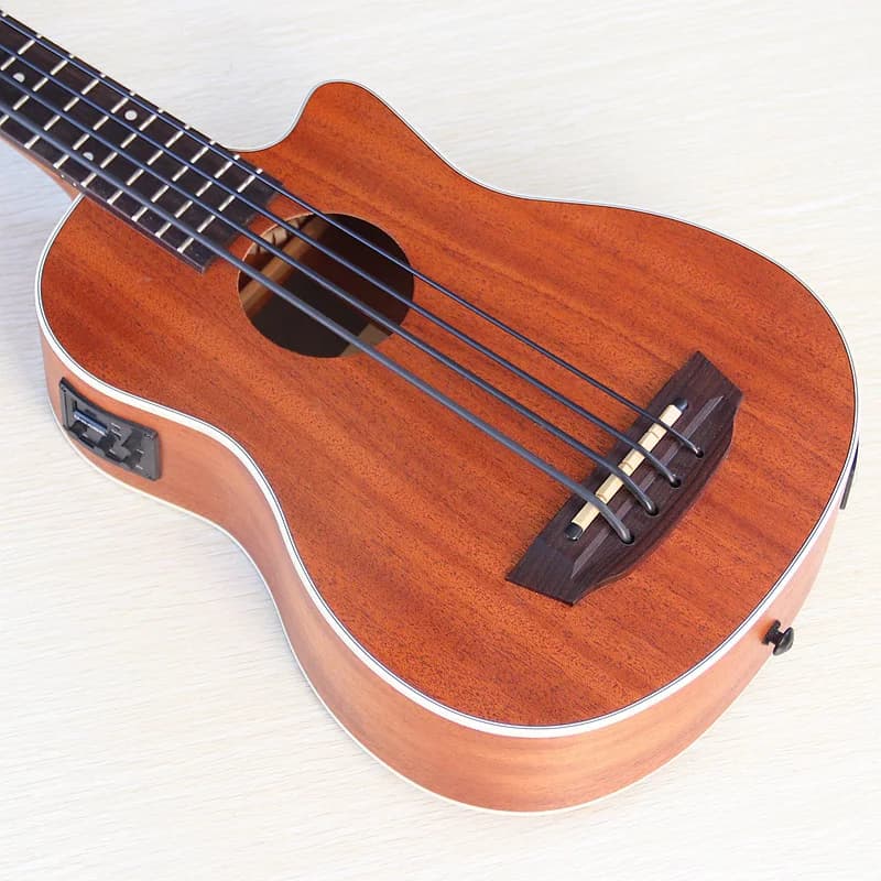 30 Inch Electric Ukulele Bass Guitar Cutaway Full Sapele Matte 4 String Mini Uk Bass Guitar with EQ Beginner Guitarra