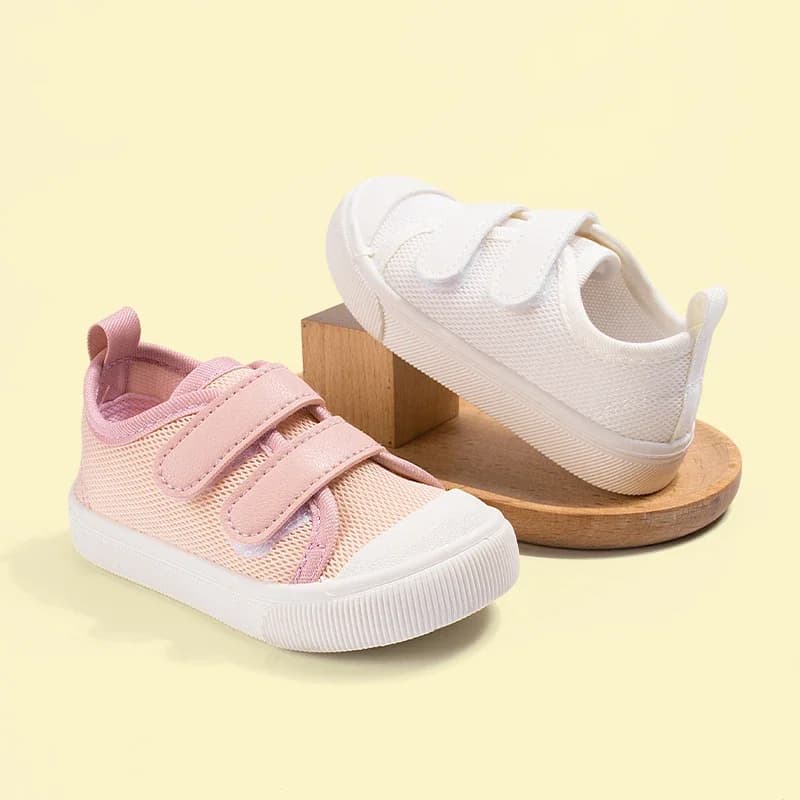 Spring Casual Shoes for Toddlers and Children, Closed-Toe Magic Tape Shoes, Soft-Soled Sports Shoes for Boys and Girls