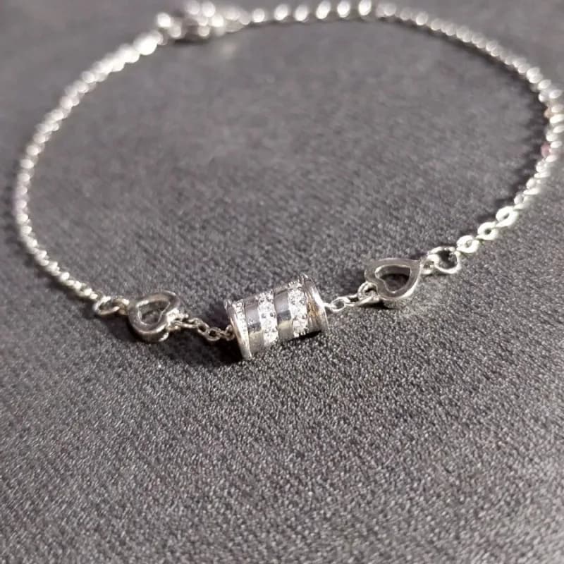 Bracciale in acciaio al titanio a vita piccola romana di fascia alta Bracciale in zircone di nicchia di lusso leggero Bracciale fidanzata da donna 2024 Nuovo modello