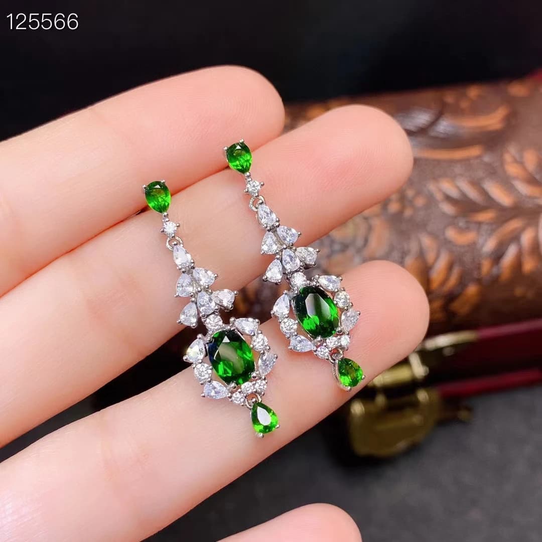 Abbaglianti orecchini pendenti in argento 925 per la festa Totale 1,8 ct Orecchini con diopside cromato naturale Gioielli placcati in oro senza allergie