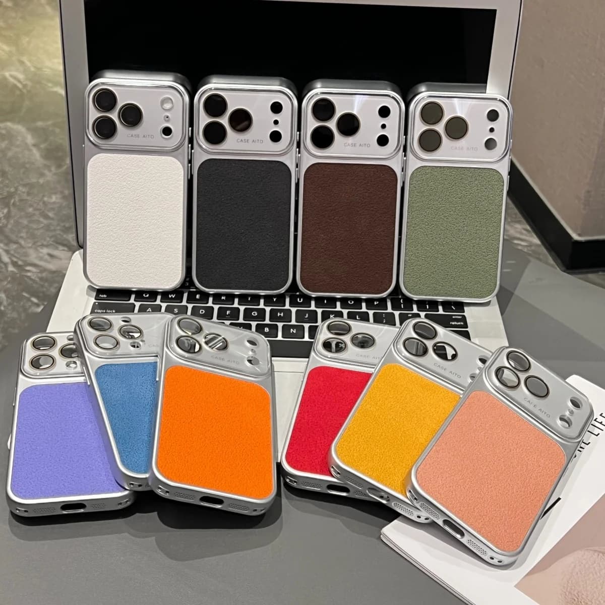 Custodia Ufficiale Aurora con Finestra Grande e Texture a Fossette Lunari per iPhone 17 16 15 14 13 Pro Max, Antiurto, che si trasforma in Cover 17