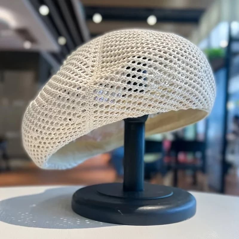 1 piece spring and summer women's casual woven hat, hollow breathable pumpkin hat, women's dome beret, fashionable retro painter hat, soft waxy octagonal hat, women's knitted beanie