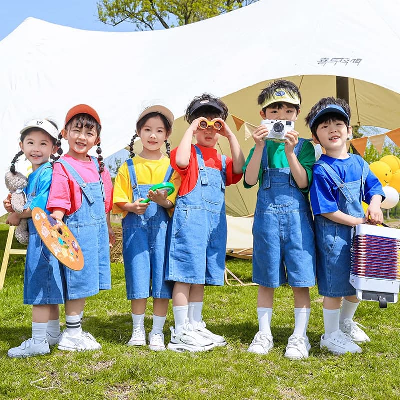 Kid carino hip hop multi colori maglietta denim blu pantaloncini con bretelle jeans tuta per ragazza ragazzo danza asilo eseguire vestiti in costume