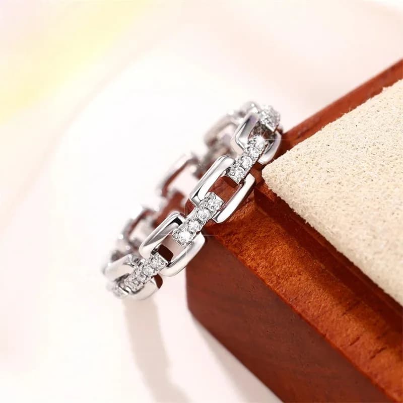 Anelli Huajie a Forma di Catena con Zirconia Cubica Brillante per Donne, Anello Scintillante per Matrimoni e Feste, Gioielli in Ottone con CZ di Tendenza