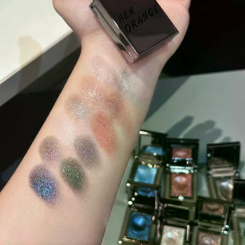 Single umbrella Pan Perlescent Glitter Shimmer Lighting under the mastic for eye highlighter for trick
