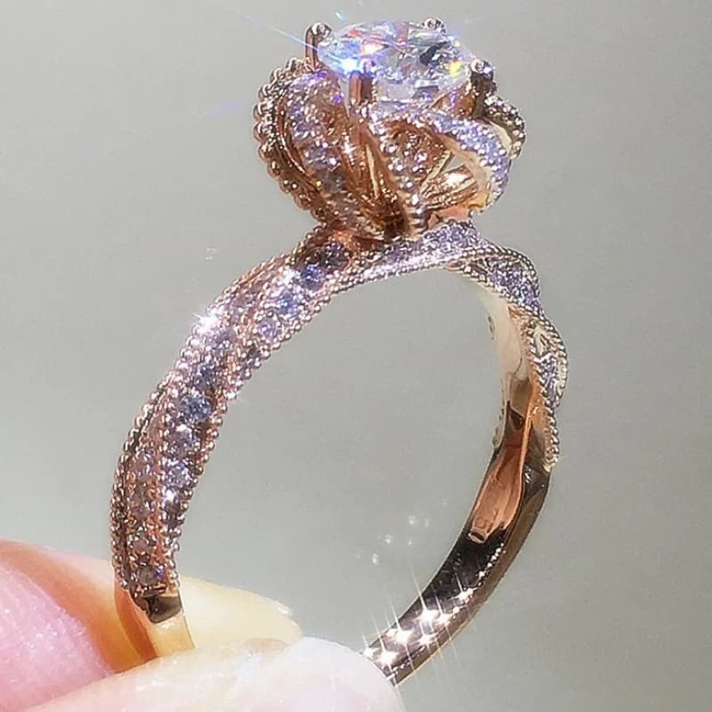 Anello aperto con diamanti pieni di Moissanite placcato PT950 con otto frecce di cuori per donna