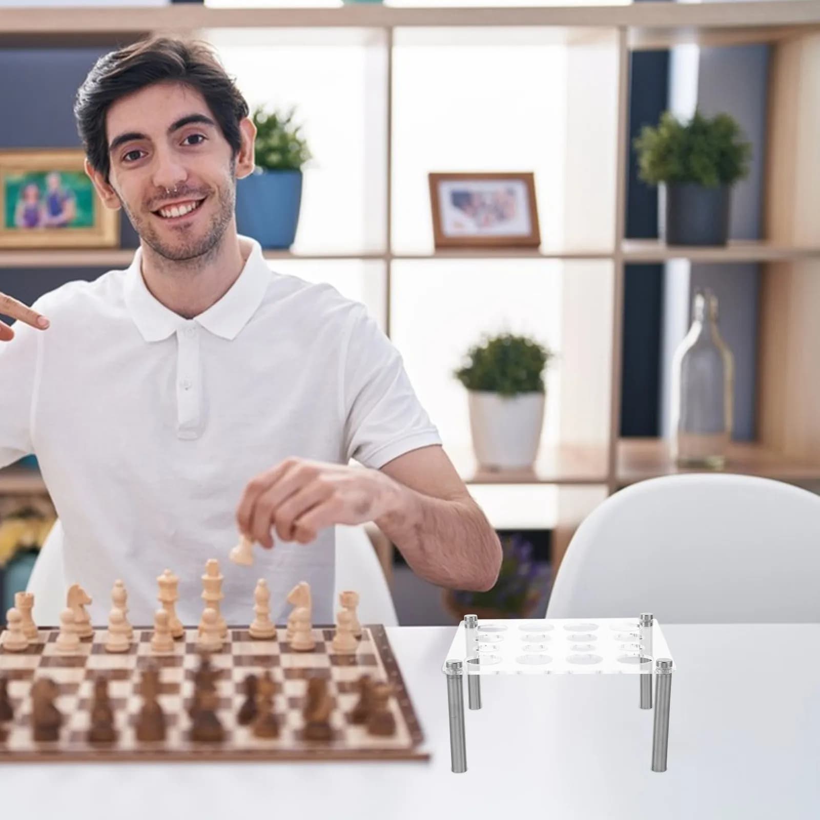 Supporto per Pezzi degli Scacchi in Acrilico, Design Quadrato Stabile, Fori da 28mm 25mm 20mm, Organizzatore per Set di Scacchi, Contenitore Fai-da-Te per Pezzi di Gioco in Resina