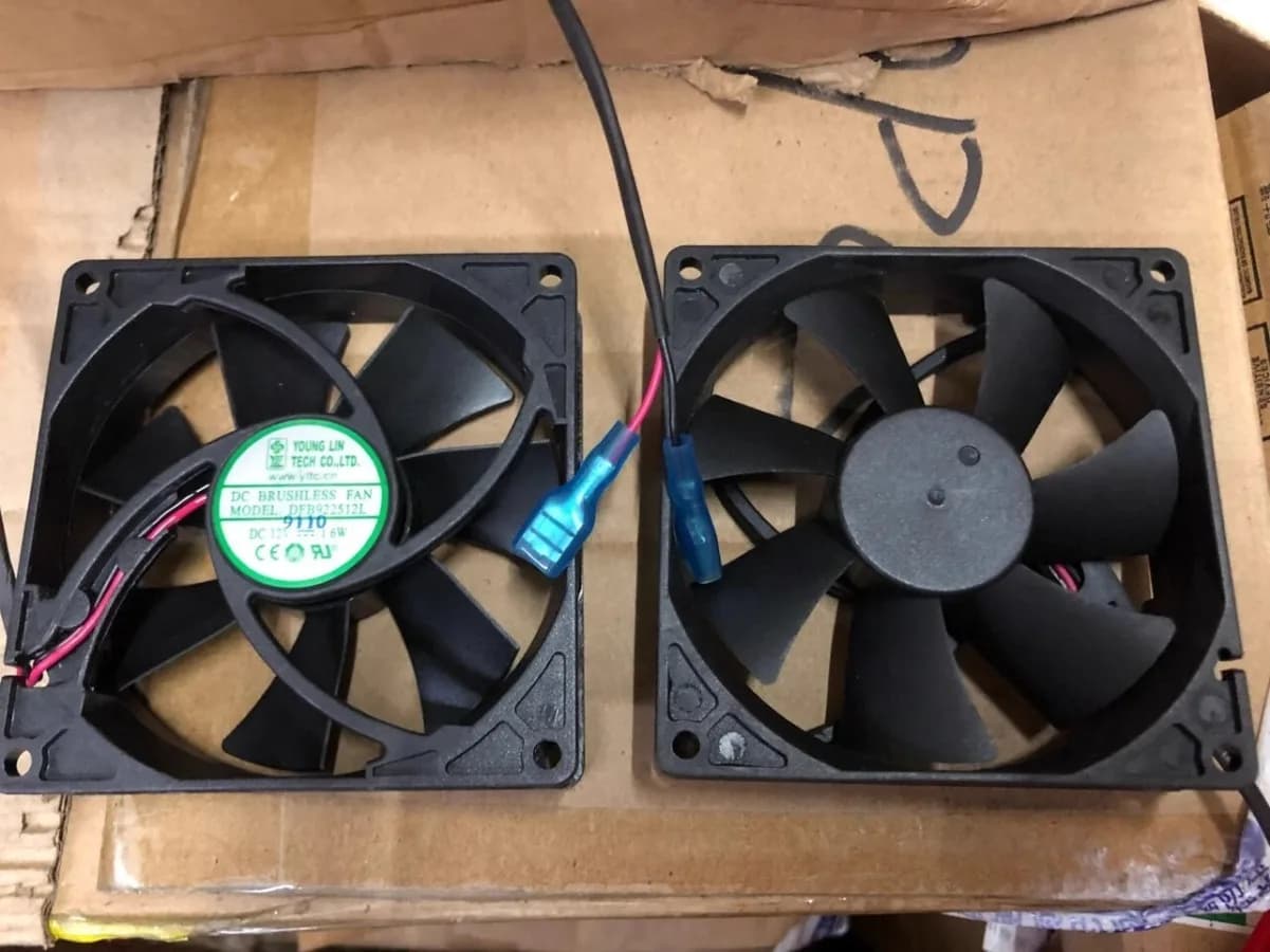 1PCS for DFB922512L DC12V 1.6W 9025 9CM 2-Wire Silent Cooling Fan