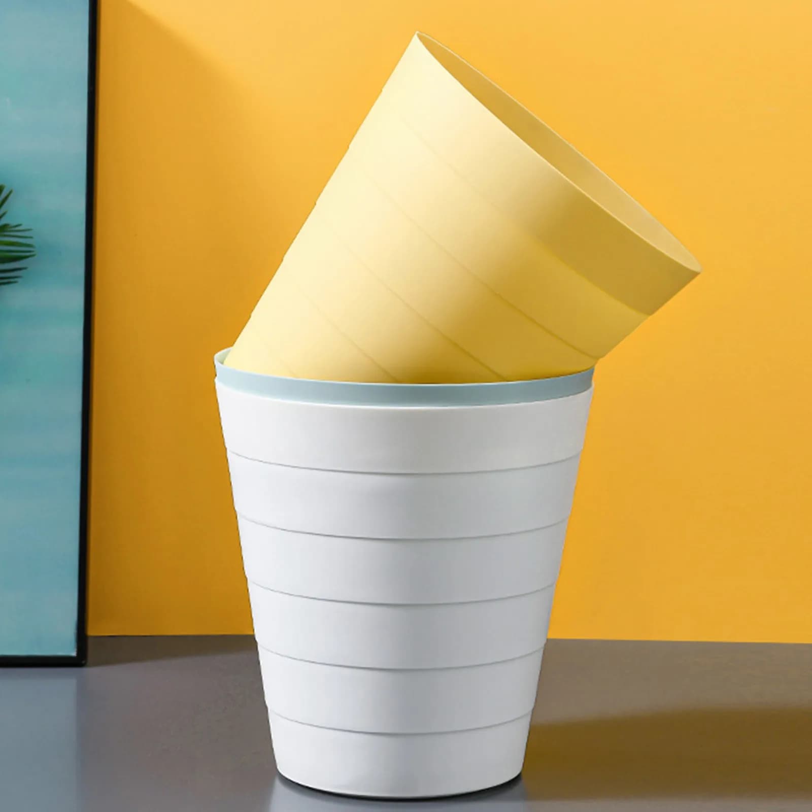 6L piccolo bidone della spazzatura Desktop bidone della spazzatura plastica Home Office tavolo cestino pattumiera cestino articoli vari per la casa scatola barile Y