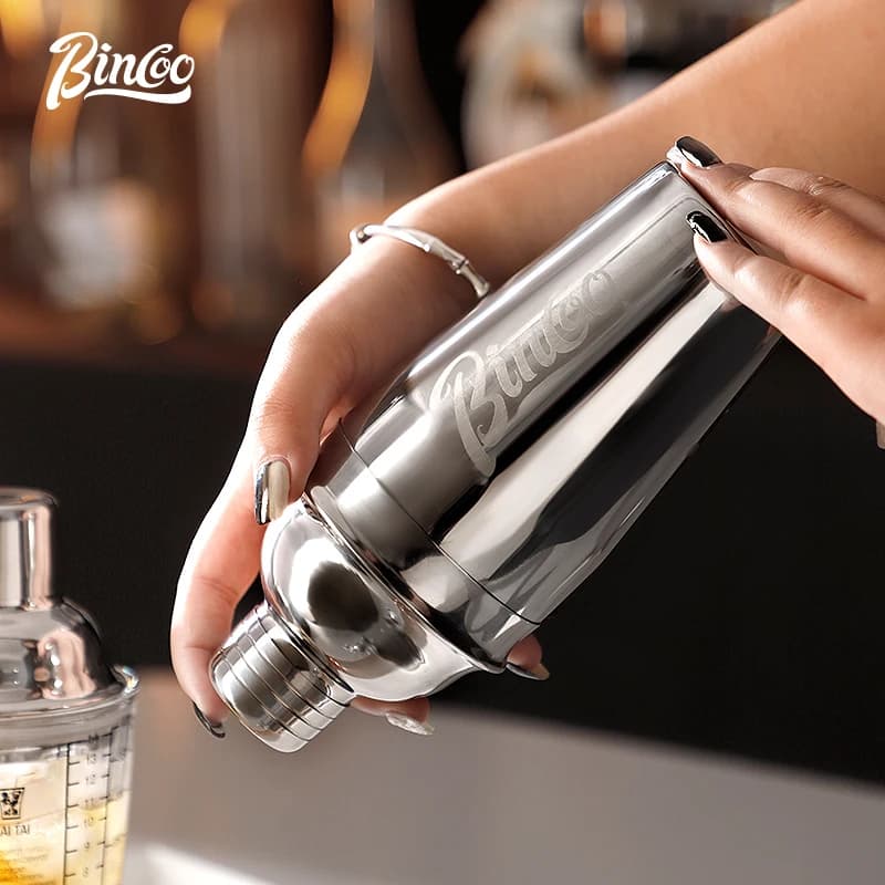 Set da Cocktail 5 Pezzi con Shaker in Acciaio Inox, Bicchiere per Ricette, Kit da Barman con Jigger, Muddler e Beccuccio Versatore