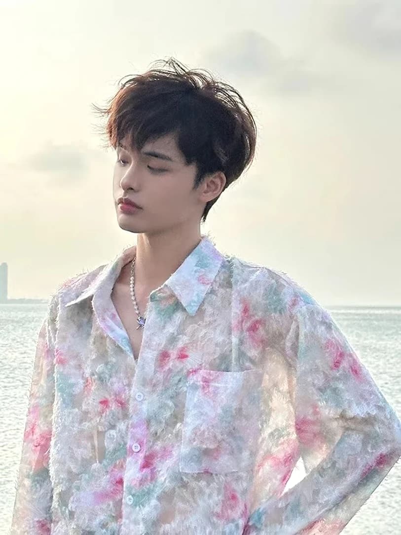 Camicia Floreale da Uomo a Maniche Lunghe, Stile Estivo Popolare per Ragazzi, Sottile Protezione Solare, con Frange Tridimensionali